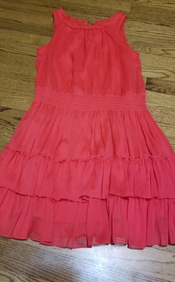 Forever21 red ruffles dress - Picture 5 of 7